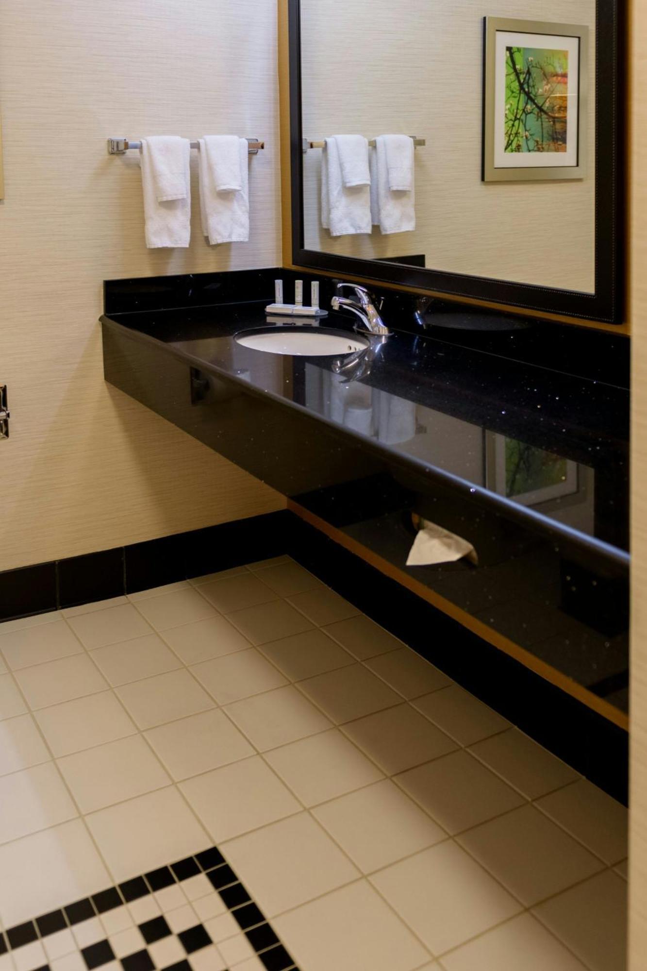 Fairfield Inn & Suites Kennett Square Buitenkant foto